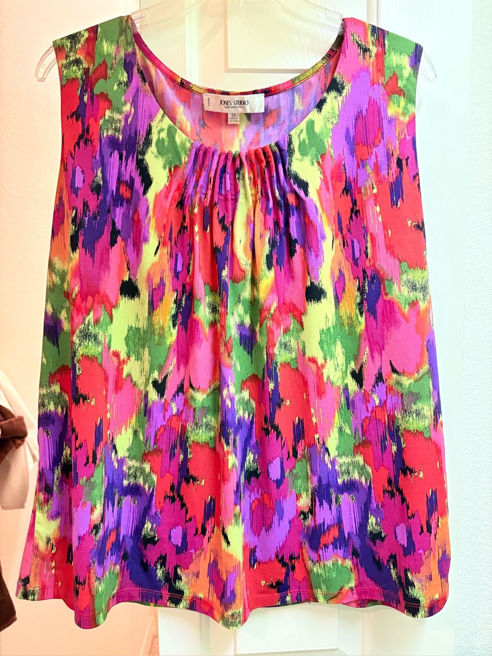 Jones Studio Bright Watercolor Brushstroke Top - Pink, Purple, Green